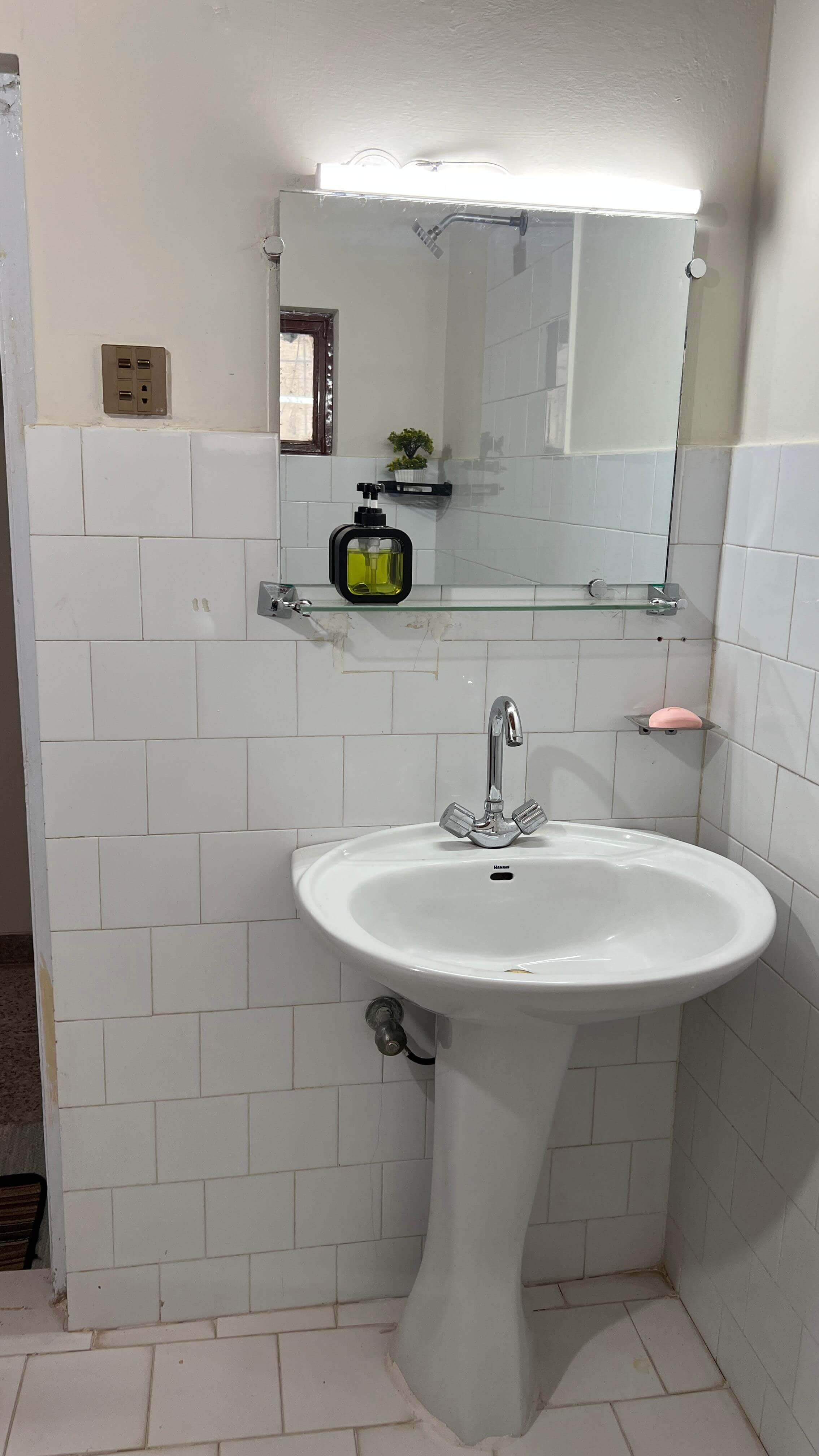 Modern bathroom with bathtub